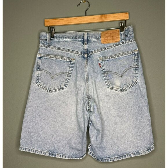 VTG 90s Levi's Women's Light Wash Denim Jean 9" Shorts 550 W 33" Jorts - Picture 3 of 11